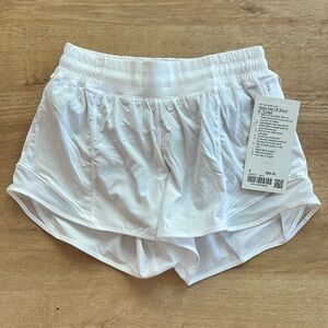 Lululemon Hotty Hot LR short 4” | size 4